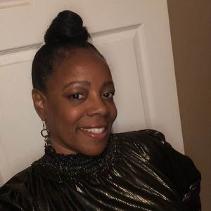 Meet your Posher, Deidre